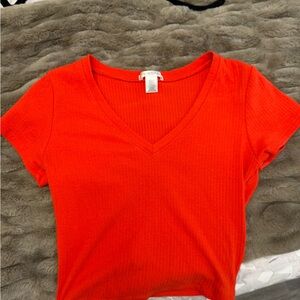 Bozzolo Bright Red Ribbed V-Neck Short Sleeve Tee